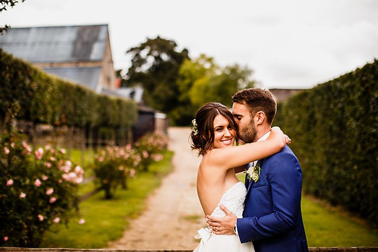 Chic Country Cotswolds Barn Wedding http://annabphotography.co.uk/