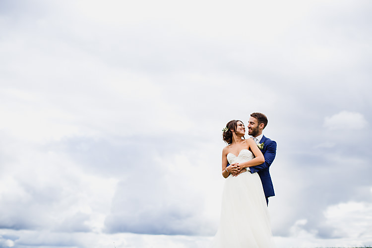 Chic Country Cotswolds Barn Wedding http://annabphotography.co.uk/
