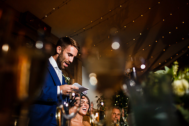 Chic Country Cotswolds Barn Wedding http://annabphotography.co.uk/