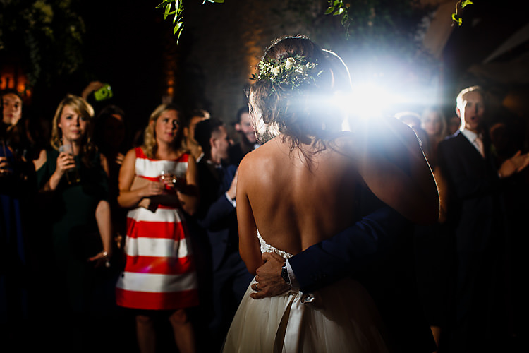 Chic Country Cotswolds Barn Wedding http://annabphotography.co.uk/