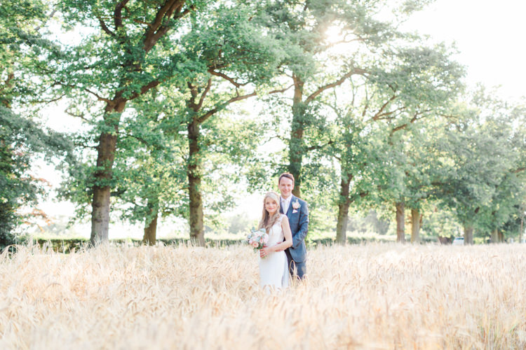 Pastels Gold Pretty Summer Barn Wedding http://summerlilystudio.com/