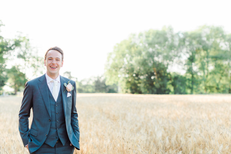 Pastels Gold Pretty Summer Barn Wedding http://summerlilystudio.com/