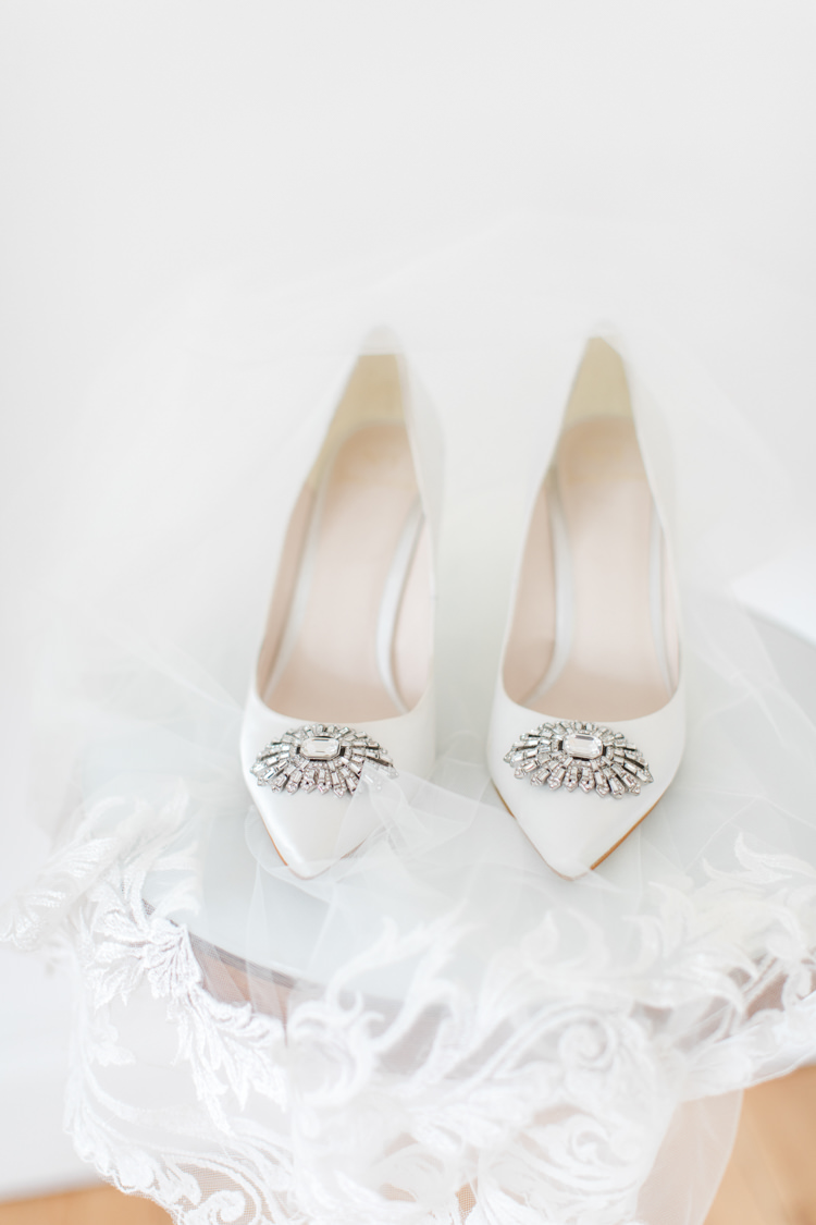 Jenny Packham Shoes Bride Bridal Heels Pastels Gold Pretty Summer Barn Wedding http://summerlilystudio.com/