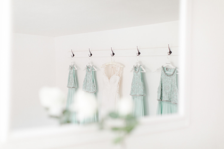 Pastels Gold Pretty Summer Barn Wedding http://summerlilystudio.com/