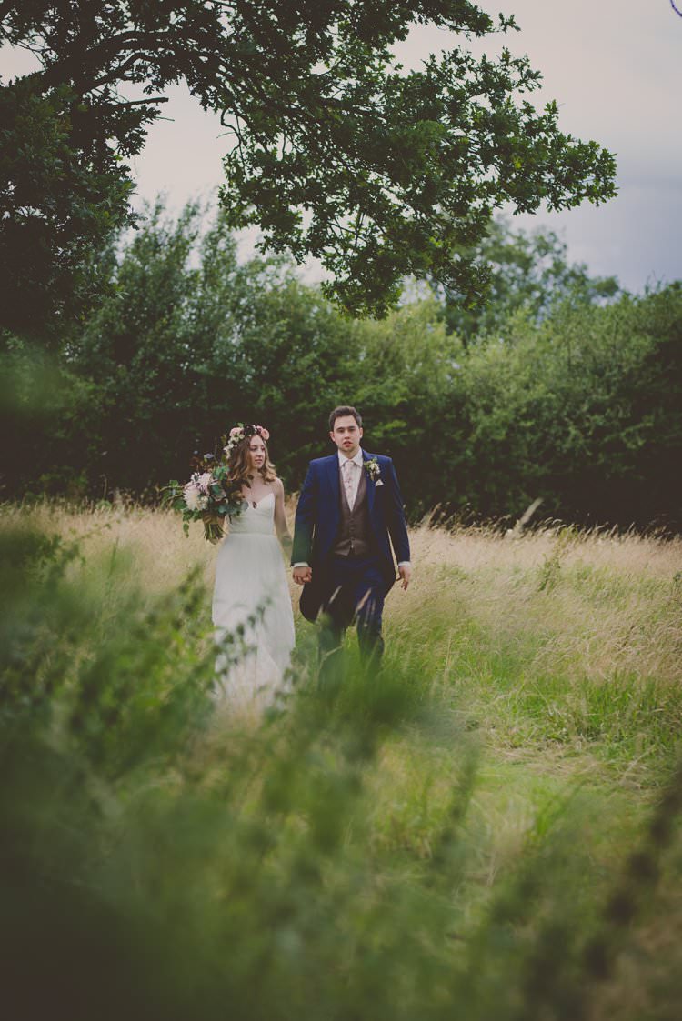 Bohemian Ethical Vegan Country Wedding http://laurarhianphotography.co.uk/