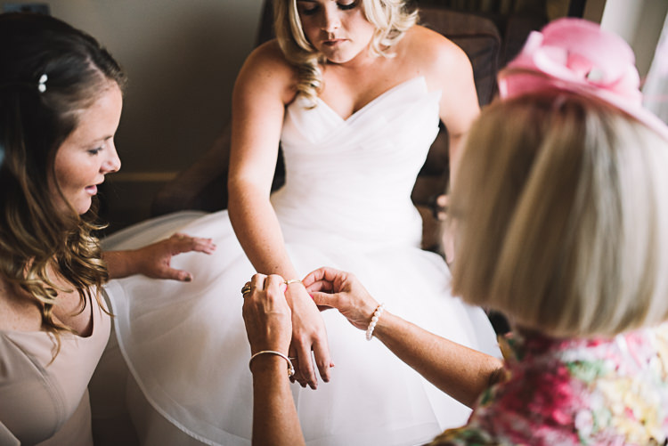 Tropical Boho Luxe Barn Wedding https://www.luciewatsonphotography.com/