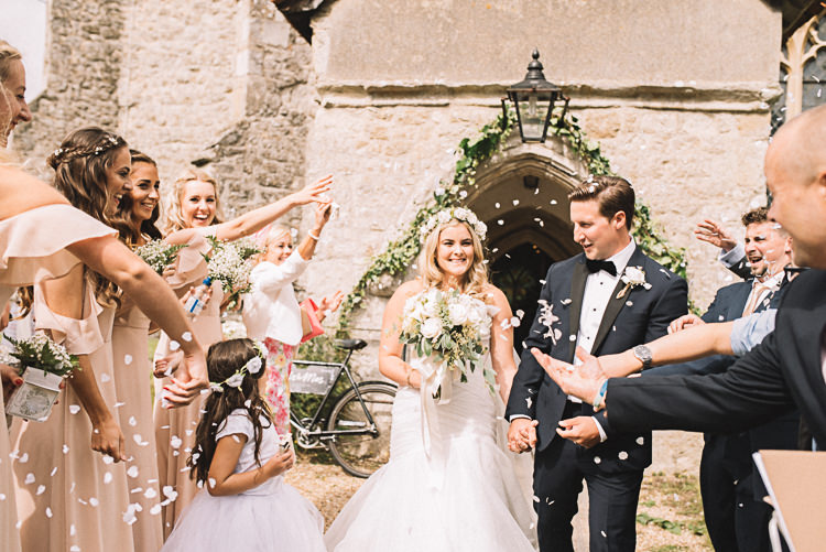 Confetti Throw Tropical Boho Luxe Barn Wedding https://www.luciewatsonphotography.com/