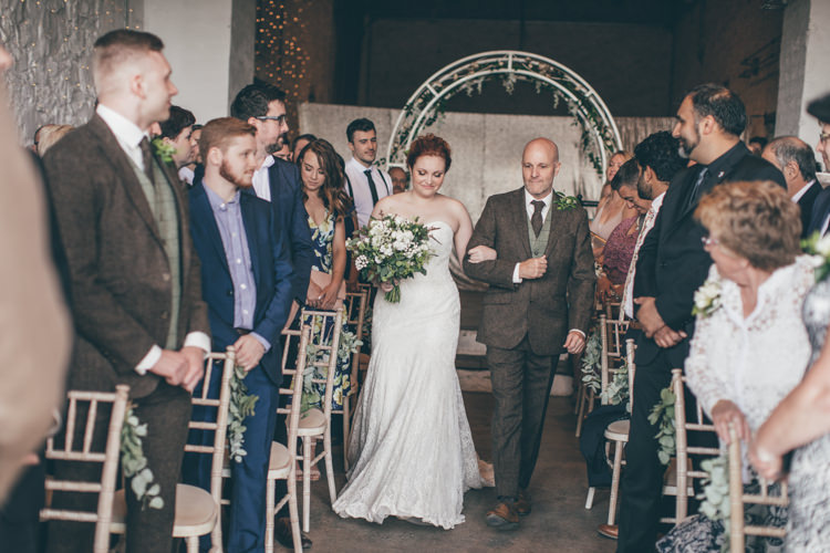Natural Earthy Greenery Home Made Wedding http://rachellambertphotography.co.uk/