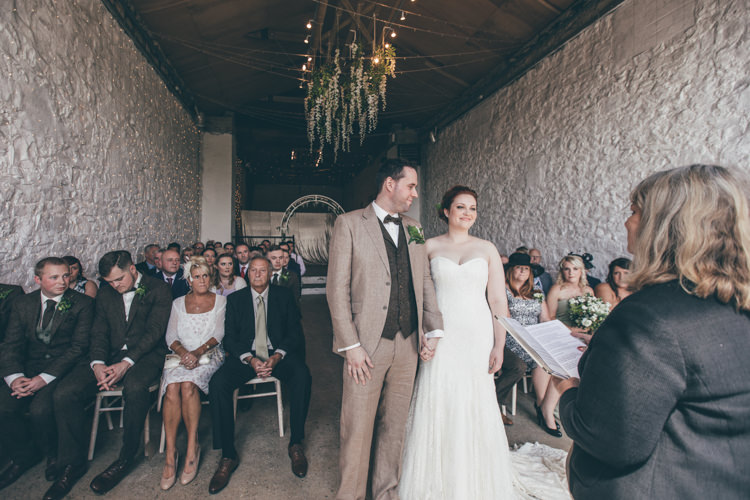 Natural Earthy Greenery Home Made Wedding http://rachellambertphotography.co.uk/