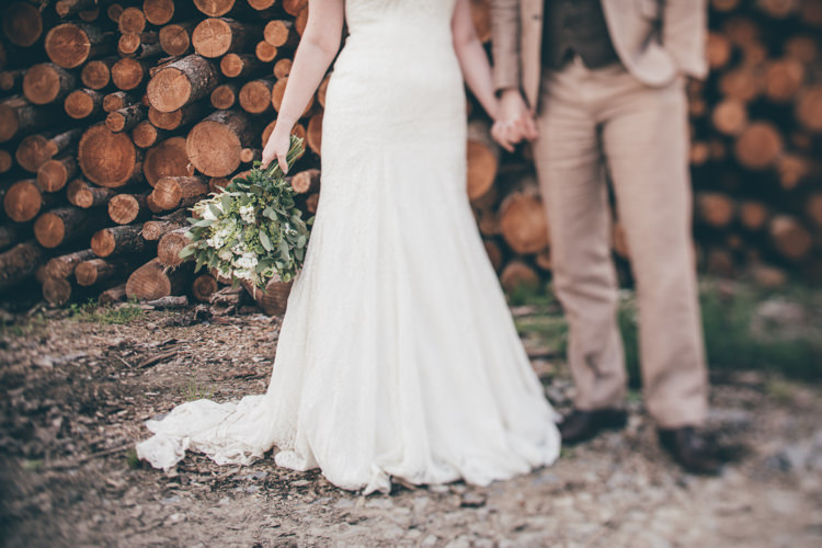 Natural Earthy Greenery Home Made Wedding http://rachellambertphotography.co.uk/