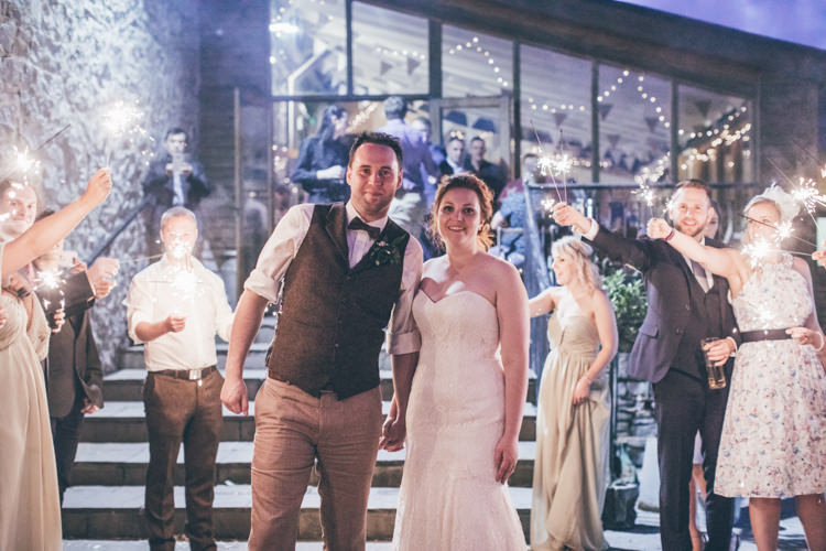 Natural Earthy Greenery Home Made Wedding http://rachellambertphotography.co.uk/