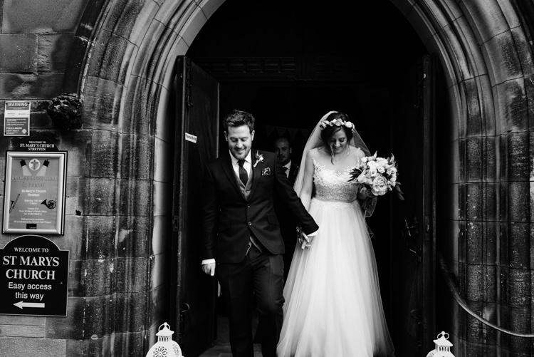 Relaxed Rustic Country Farm Wedding https://www.chris-seddon.co.uk/