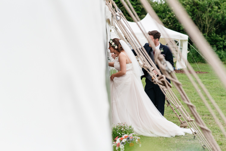 Relaxed Rustic Country Farm Wedding https://www.chris-seddon.co.uk/