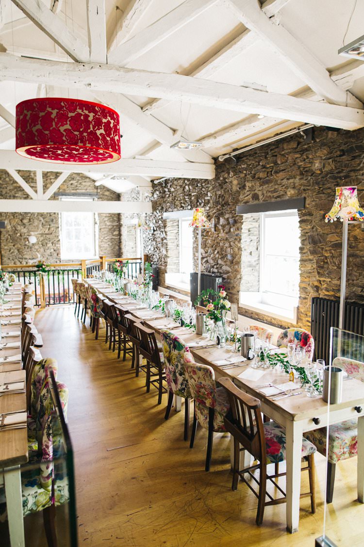 Tablescape Table Setting Flowers Mismatched Chairs Foliage Multicolour Colourful Floral Family Friendly Wedding http://www.sallytphoto.com/