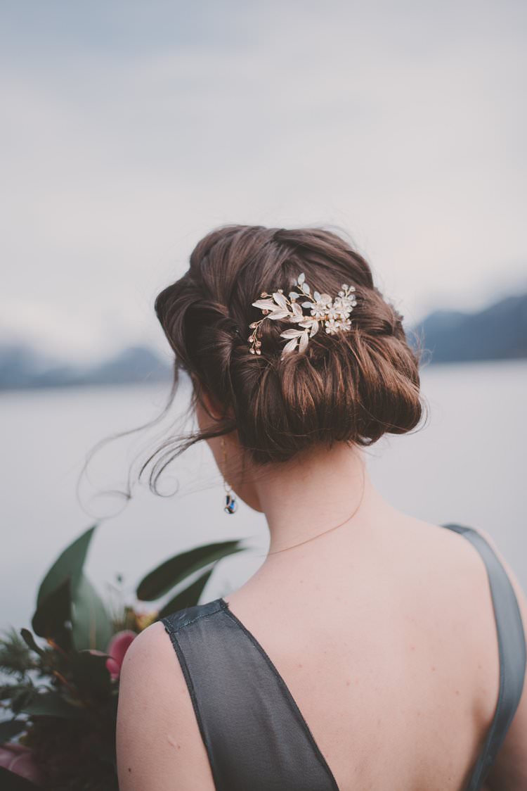Bride Updo Gold Hair Accessory Norway Mountain Elopement | Moody Chic Norwegian Fjord Wedding Ideas https://www.anoukfotografeert.nl/