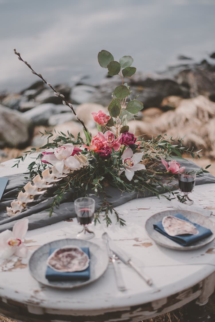 Table Runner Floral Centerpiece Bone Blue Shell Norway Mountain Elopement | Moody Chic Norwegian Fjord Wedding Ideas https://www.anoukfotografeert.nl/
