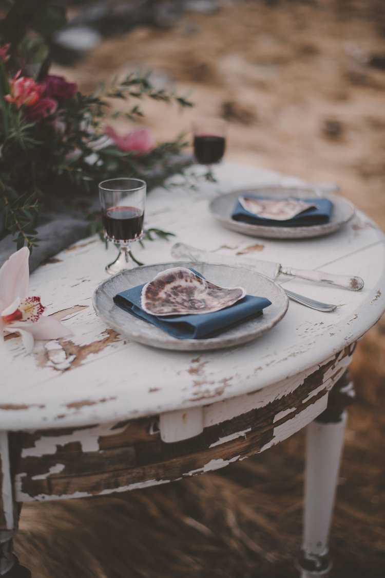 Table Grey Blue Shell Minimalist Flower Centerpiece Norway Mountain Elopement | Moody Chic Norwegian Fjord Wedding Ideas https://www.anoukfotografeert.nl/