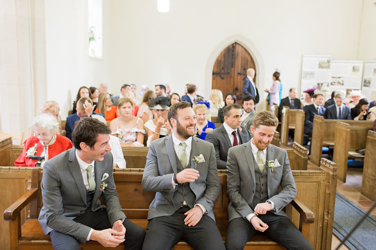 Fun Late Summer Outdoor Farm Wedding http://bowtieandbellephotography.co.uk/