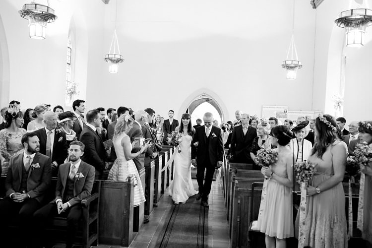 Fun Late Summer Outdoor Farm Wedding http://bowtieandbellephotography.co.uk/