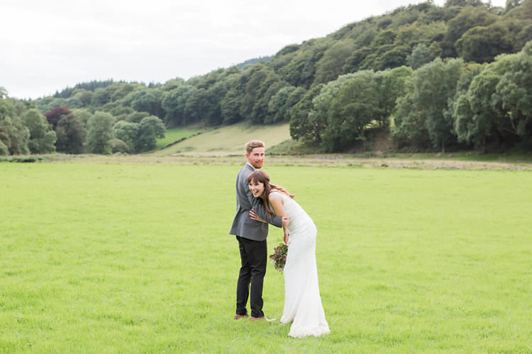 Fun Late Summer Outdoor Farm Wedding http://bowtieandbellephotography.co.uk/