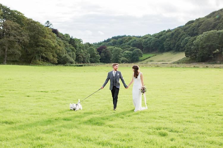 Fun Late Summer Outdoor Farm Wedding http://bowtieandbellephotography.co.uk/