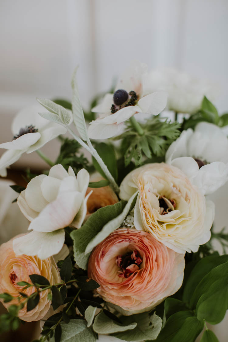 Bouquet Flowers Peach White Bride Bridal Rustic Copper Spring Barn Wedding http://www.alexandrajane.co.uk/