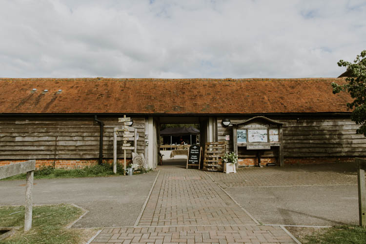 Rustic Copper Spring Barn Wedding http://www.alexandrajane.co.uk/