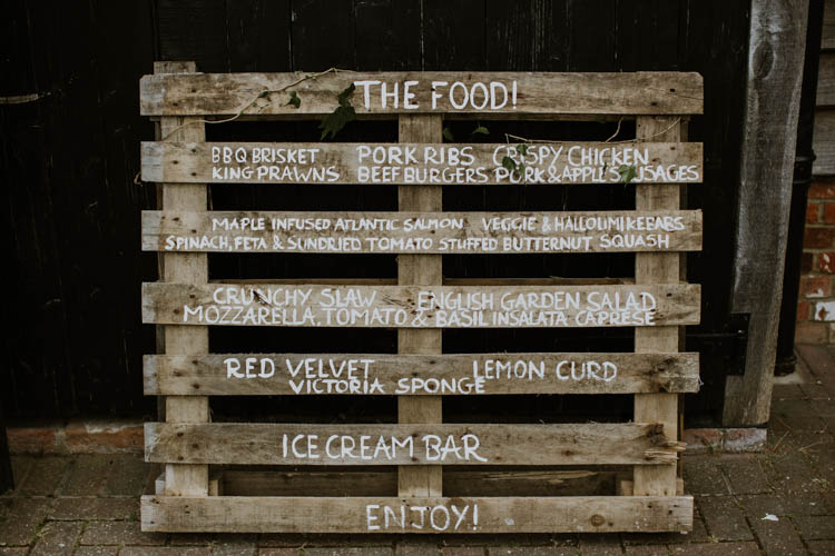 Wooden Pallet Sign Painted Rustic Copper Spring Barn Wedding http://www.alexandrajane.co.uk/