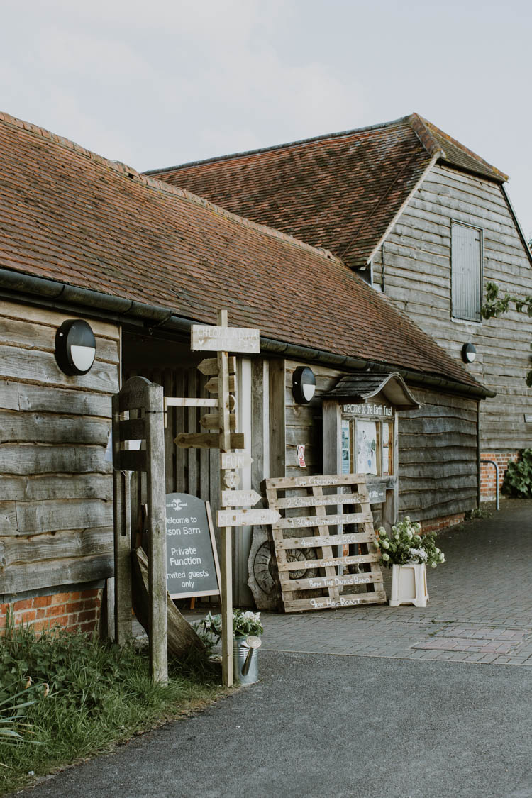 Rustic Copper Spring Barn Wedding http://www.alexandrajane.co.uk/