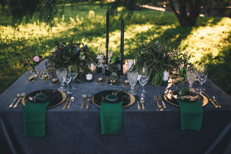 Dark Moody Black Green Gold Table Decor Candles Geometric | Edgy Emerald City Wedding Ideas http://www.yvonnegollphotography.com/