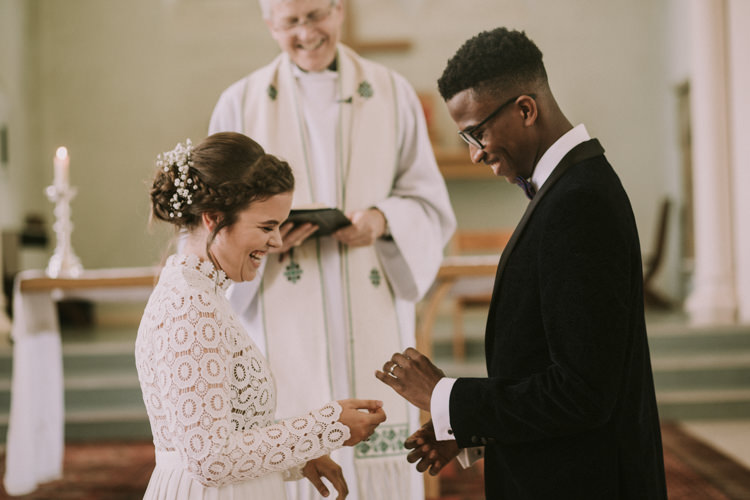 Stylish Budget Friendly Village Hall Wedding http://natalyjphotography.com/