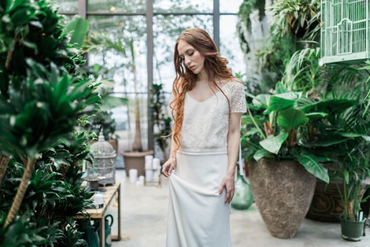 Conservatory Foliage Red Long Hair Bride Dress Lace Loose Romantic Boho Fine Art | Greenery Botanical Wedding Ideas https://lisadigiglio.com/