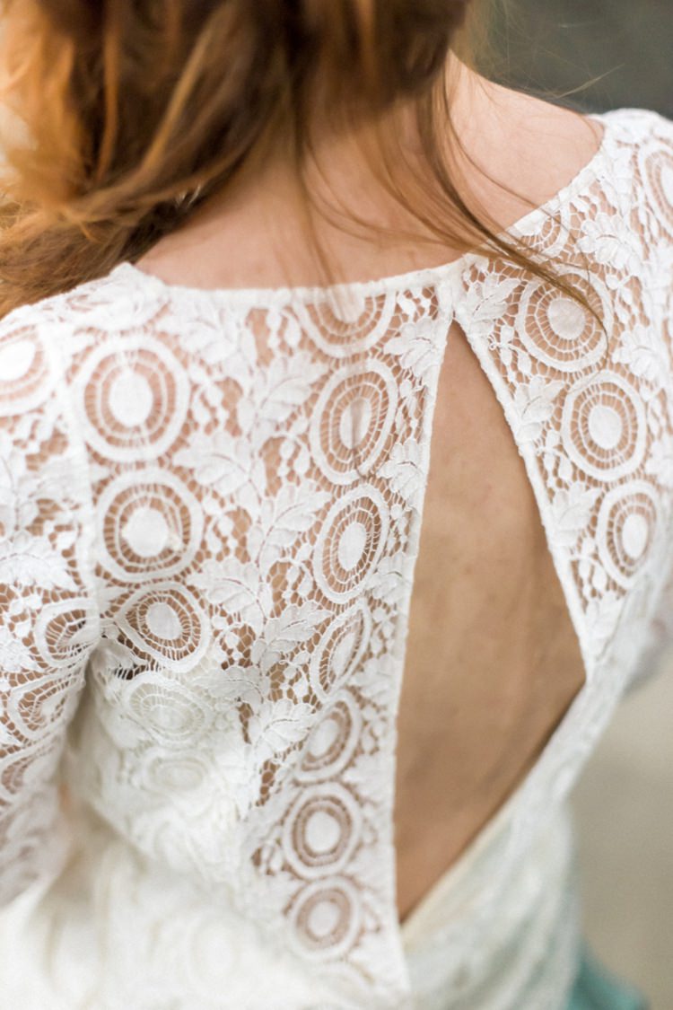 Bride Lace Dress Boho Fine Art Simple Natural Open Back | Greenery Botanical Wedding Ideas https://lisadigiglio.com/