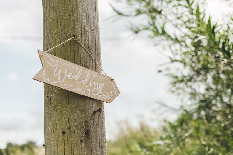 Wooden Painted Sing Rustic Outdoor Summer Wedding Pet Pug http://kirstymackenziephotography.co.uk/