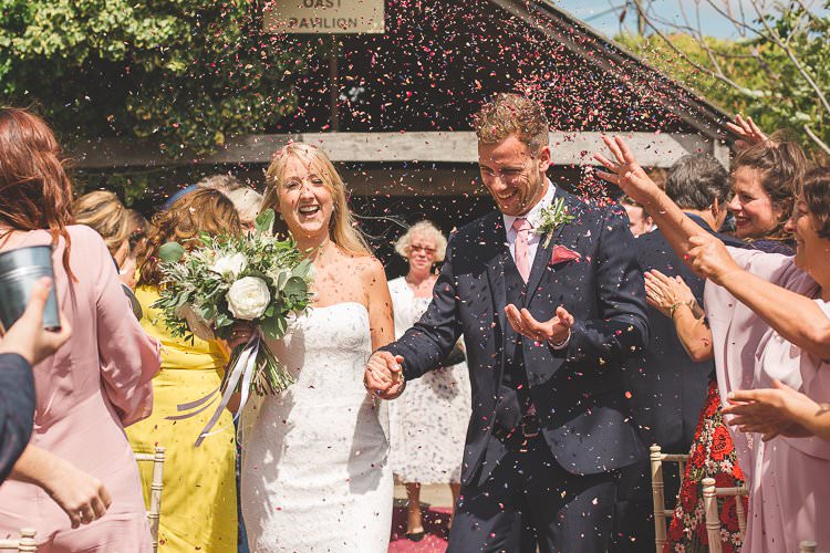 Conffeti Throw Bride Groom Rustic Outdoor Summer Wedding Pet Pug http://kirstymackenziephotography.co.uk/