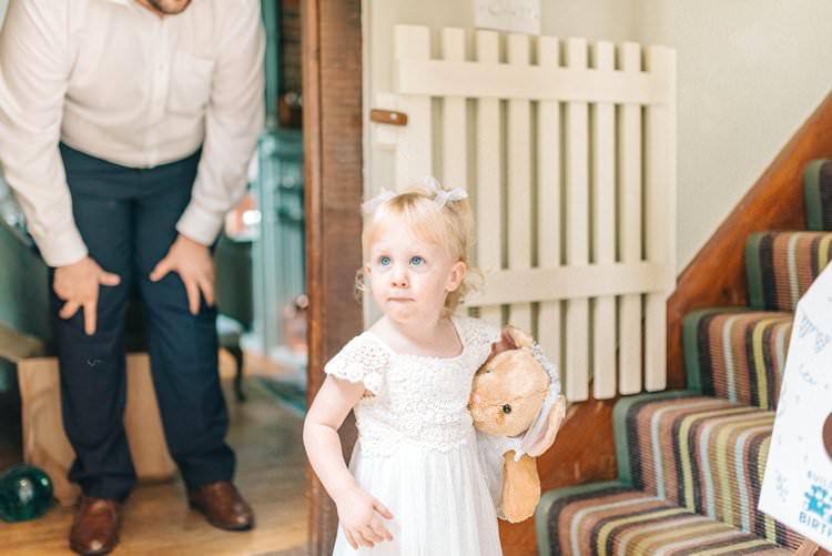 Rustic Summer Country DIY Barn Wedding http://sarahjaneethan.co.uk/
