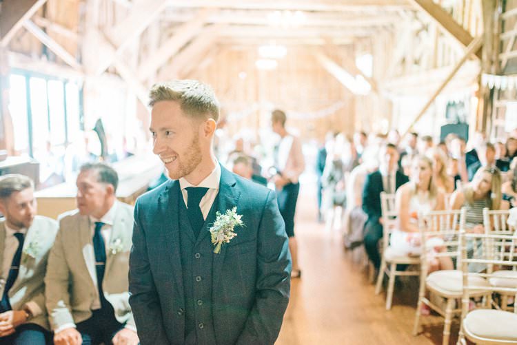Rustic Summer Country DIY Barn Wedding http://sarahjaneethan.co.uk/
