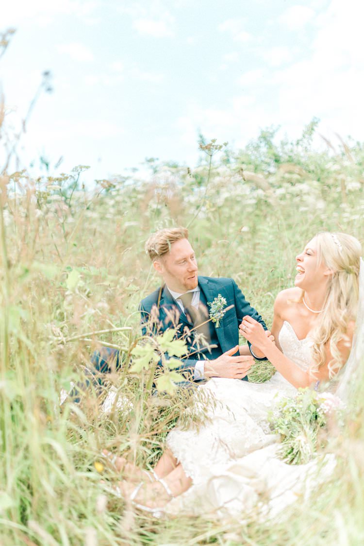 Rustic Summer Country DIY Barn Wedding http://sarahjaneethan.co.uk/
