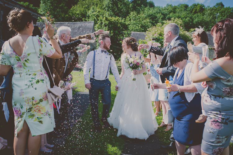 Confetti Throw Quirky Afternoon Tea Wedding http://laurarhianphotography.co.uk/