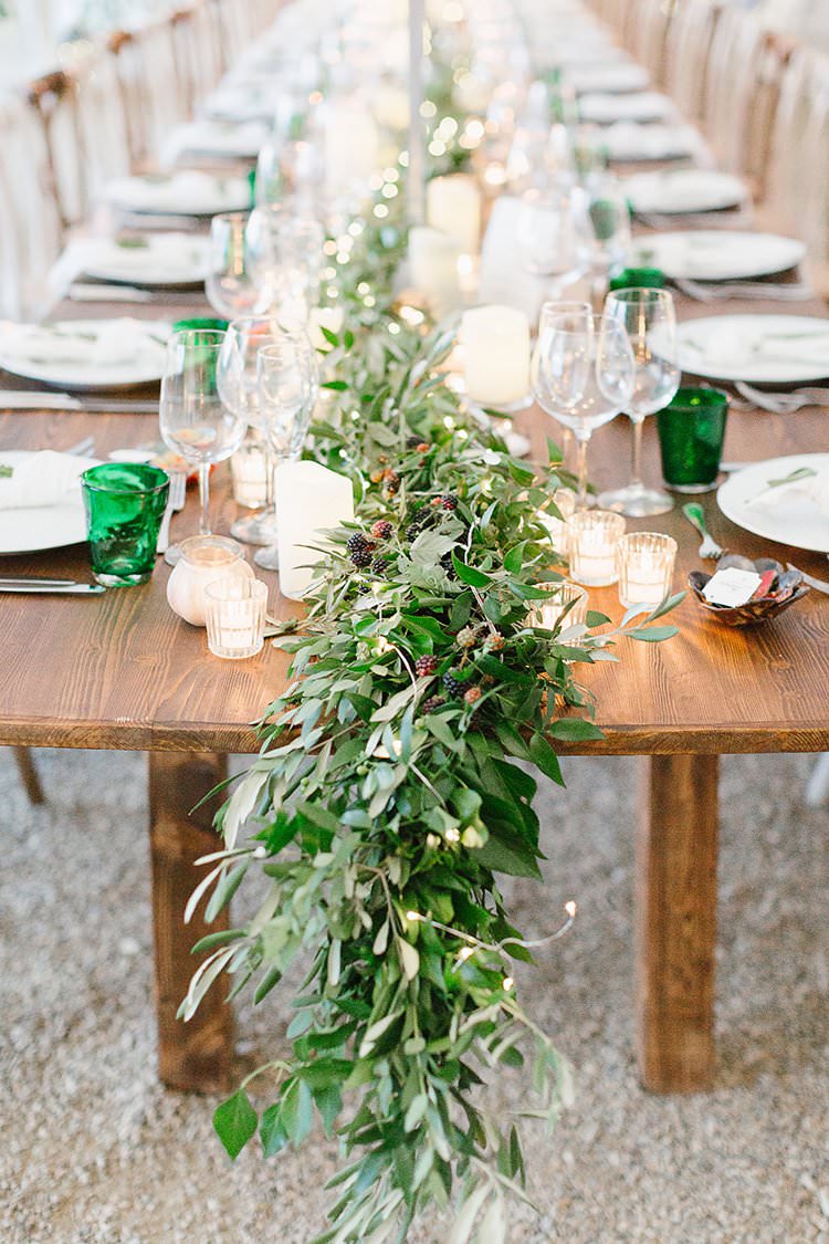 Tables Decor Decoration Tablescape Greenery Foliage Garland Swag Centrepiece Candles Long Romantic Scenic Tuscany Destination Wedding http://ilariapetrucci.co.uk/