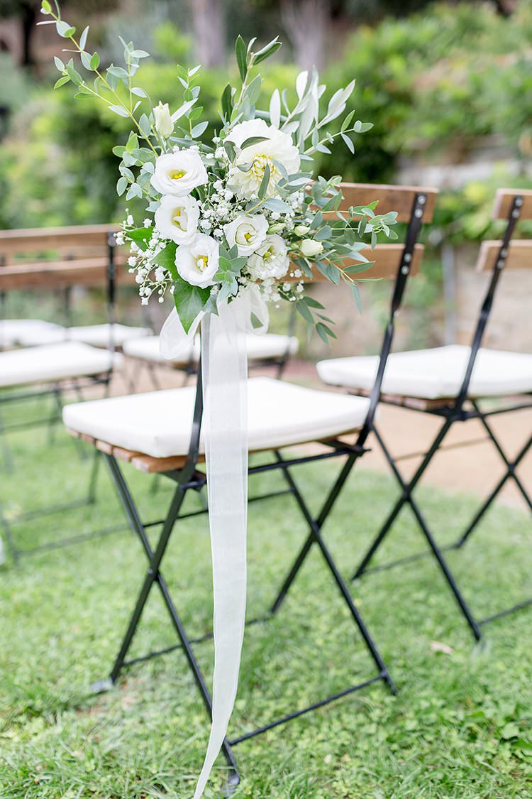 Pew End Aisle Chair Decor Flowers White Greenery Ribbon Decor Romantic Scenic Tuscany Destination Wedding http://ilariapetrucci.co.uk/ 