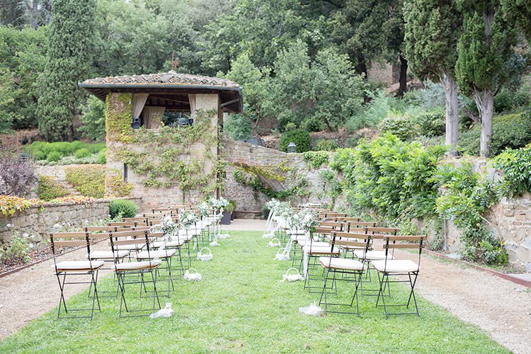 Outdoor Ceremony Italy Romantic Scenic Tuscany Destination Wedding http://ilariapetrucci.co.uk/ 
