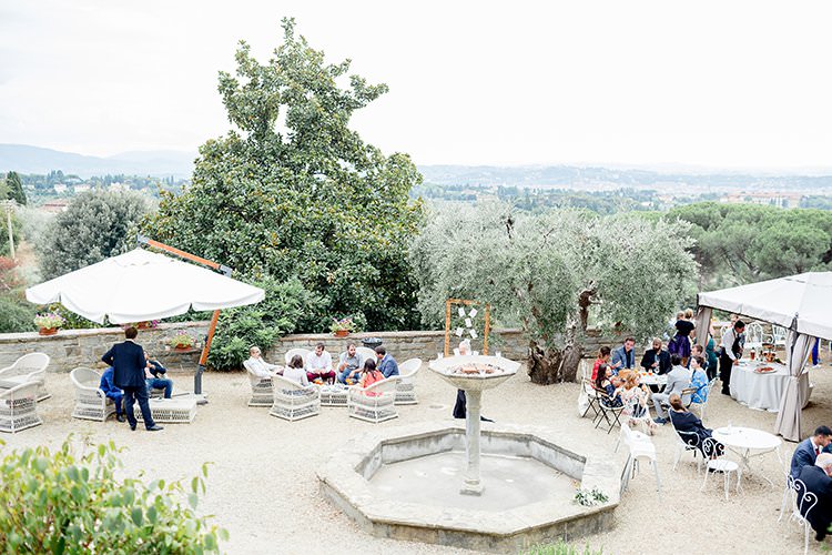 Romantic Scenic Tuscany Destination Wedding http://ilariapetrucci.co.uk/