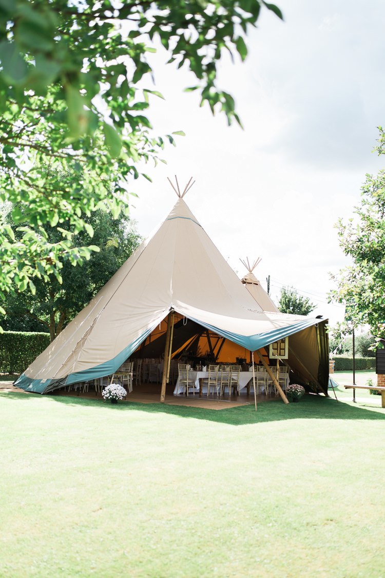 Darling Hand Made Tipi Garden Wedding https://www.gemmagiorgio.com/