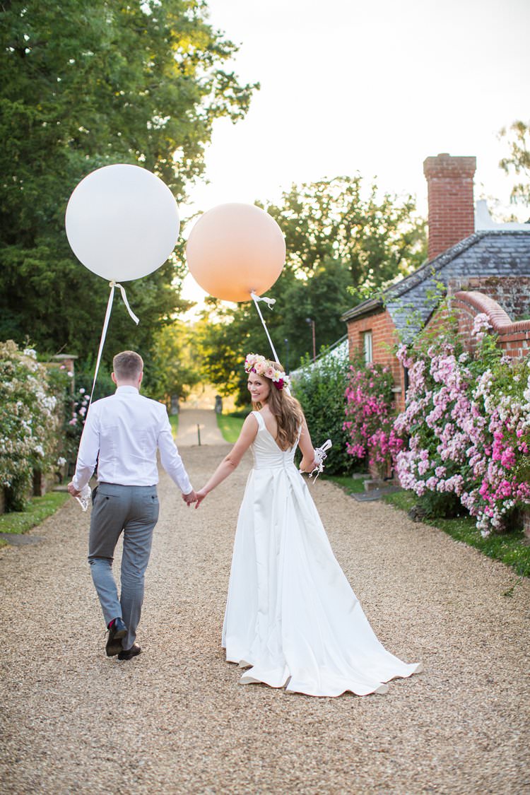 Pretty Floral Pastels Summer Wedding https://www.binkynixon.com/