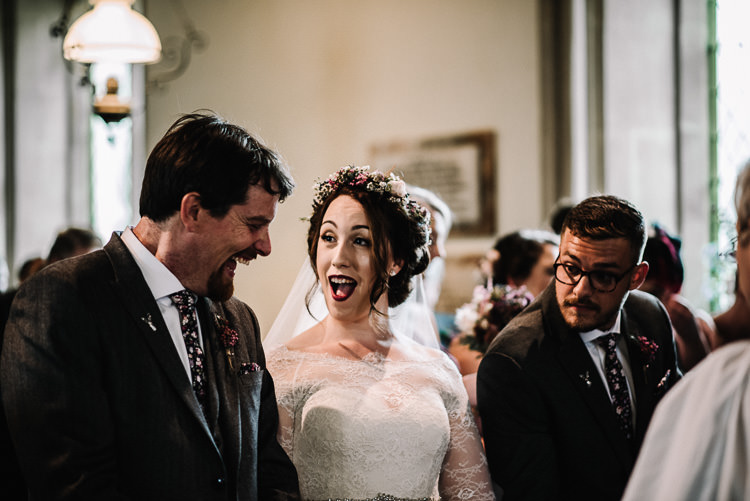 Luxe Rustic Autumn Berry Wedding http://www.oobaloosphotography.co.uk/