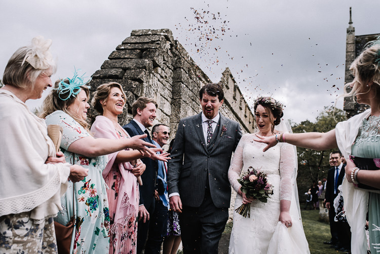 Luxe Rustic Autumn Berry Wedding http://www.oobaloosphotography.co.uk/