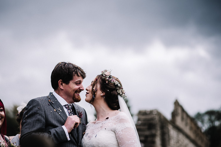Luxe Rustic Autumn Berry Wedding http://www.oobaloosphotography.co.uk/