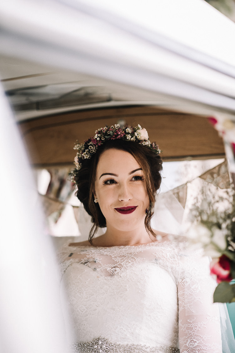 Make Up Bride Bridal Red Lips Beauty Luxe Rustic Autumn Berry Wedding http://www.oobaloosphotography.co.uk/