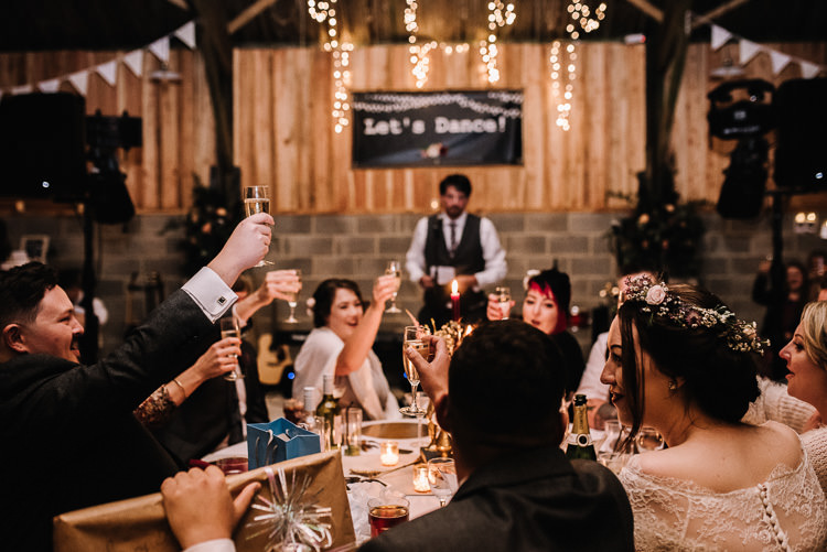 Luxe Rustic Autumn Berry Wedding http://www.oobaloosphotography.co.uk/